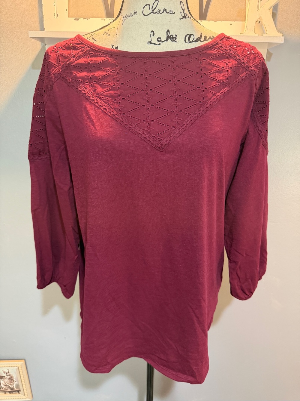 CROFT & BARROW DEEP BURGUNDY TOP SZ M
